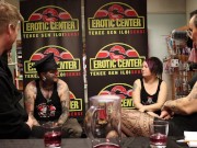 Erotic Center pori ja Me, puhetta perseestä perämoottoriin. 9/16