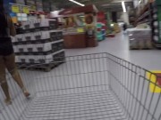 Sra. Feet mostrando os peitões no mercado sem censura pela 1º vez 5/16