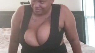 Fixing my titties 