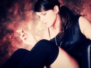 Dea Selvaggia Smoking on Human Shatray