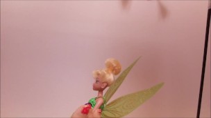 state a casa! a giocare con le barbie come me