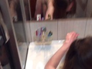 Трахнул сестру жены в ванной. Любительское. Снял на телефон 8/16