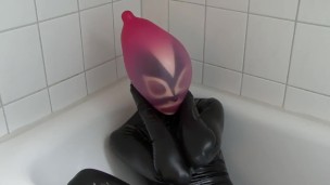 Rubber Slave Teen Girl Breathplay Games With Latex Condom Mask On Face