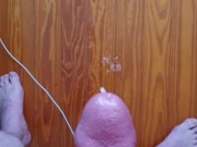 Spermaspritzer wichst schön den Boden