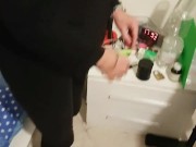 Mom,s friend like see it in to bathroom 6/16