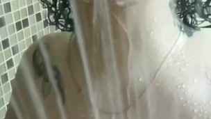 Quarantine Shower Thots