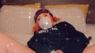 Quarantine Cutie Can’t Help Herself