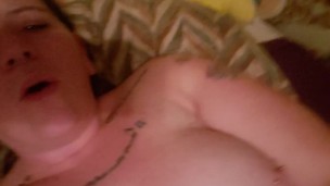 Chubby tatted girl stuffs tightly cunt with black dildo