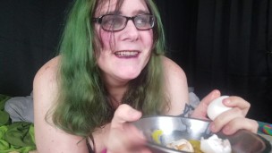 Transgender GIrl Cracking Eggs Getting Messy To Motivate Other Trans Eggs