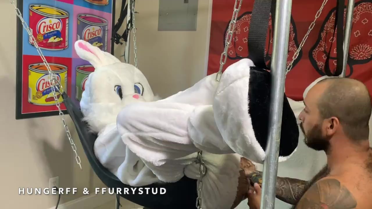 Fisting The Easter Bunny - Video di sesso gratis - RedTube