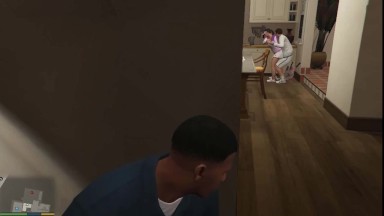 GTA Horny Vouyeur is sneeking in to unkown house