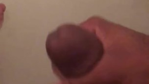 Jerking off in tub 