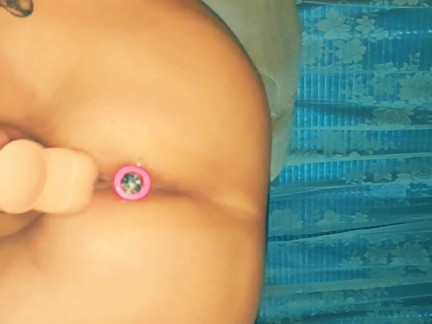 Doggystyle buttplug masturbation