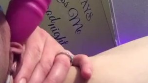 Tight pussy cums so good for you. That drip at the end 