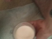 making a milkshake - Screenshot 6 of 16 - HD