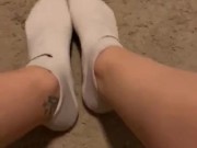 Giantess Kristine in white 