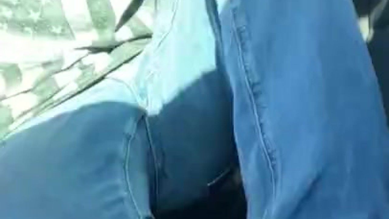 18 Jähriger junge spritzt ab und und säubert sein Sperma - Kostenloses Sex-Video - RedTube