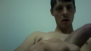 if you want a boy toy here I am fuk all day for place to stay lol