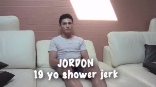 19yo Surfer Jordon Dumps a Big Load of Aussie Cum for Us