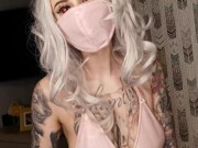 Sexy ghoul