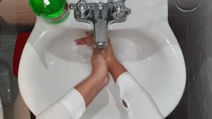 Let me teach you the right way to prevent covid-19, martina`s style..
