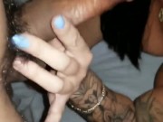 Solide femme suce une grossse queue noir 8/16