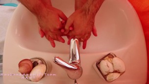 Fotti il nemico invisibile, lavati le mani! #SCRUBHUB