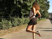 Девушки на улице провоцируют на еблю - Screenshot 16 of 16 - HD
