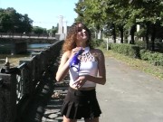 Девушки на улице провоцируют на еблю - Screenshot 9 of 16 - Pee Desperation