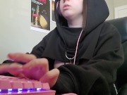 Masturbating every time I die in a game of LoL 4/16