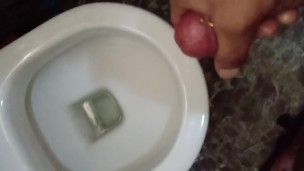 dubai handjob hug cumshot in toilet 