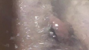 My big dick likes to wash.