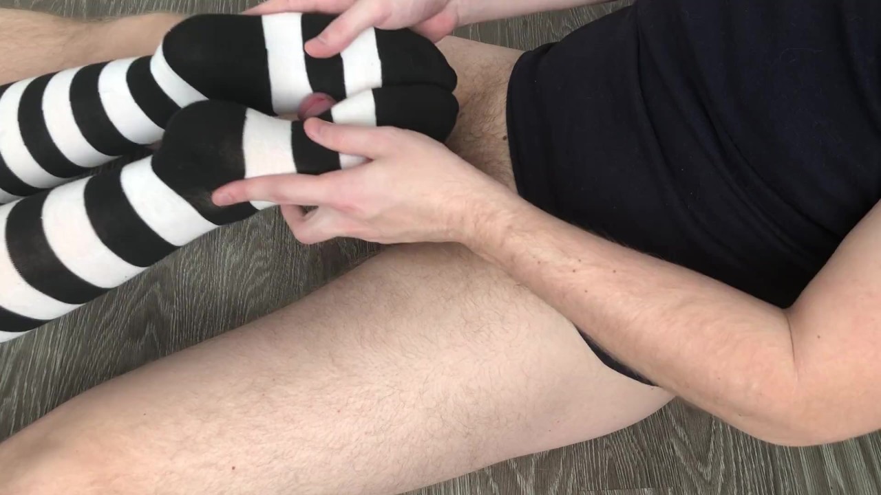 Striped Socks Foot Job Hentai - sexy girl footjob & sockjob with knee socks cumshot feet - RedTube