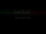 Scarlet e il Secchione Trailer Sfigato Nerd annusa piedi lecca piedi ITA 1/16