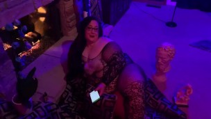 Lola answers your fan questions!