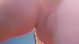 Rubbing my pussy until i squirt 