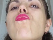 I eat cereals - close up and tasty