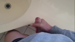 FAT WHITE DICK CUMS HARD ALL OVER BATHROOM SINK IN SLOW-MO HIGH DEFINITION!