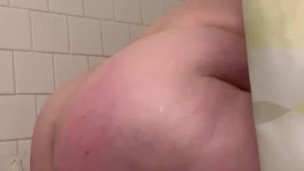 BBW rides big dildo in shower 