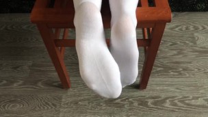 teen girl dress knee college & school socks and feet fetish