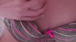 Eu mando Hot vídeos para meu namorado, estou com tanto tesão e realmente preciso de um pau.