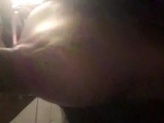 Mi mejor amiga me la mama mientras estamos solos 1/16