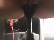 Мастурбирование вагины с помощью автомобильной ручки переключения передач - Screenshot 2 of 16 - Kink