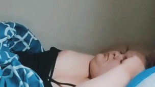BBW Accidentally leaves Computer on while in bed