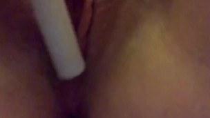 Fucking pussy with brush 