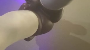 Playing with my SHENIS shaking my ASS before I FUCK