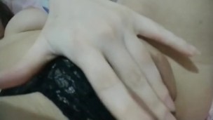playing with her pussy on camera until no one sees everything