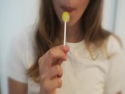 Joi avec ma sucette , studente lollipop sucking 11/16