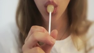 Joi avec ma sucette , studente lollipop sucking 吸盤