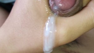 virgen se masturba primer plano 4K UHD